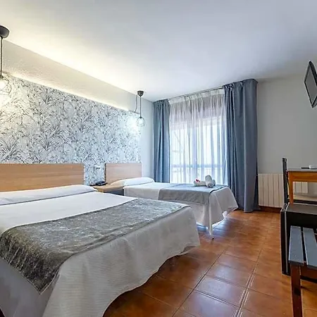 Arillo Hotel 2*